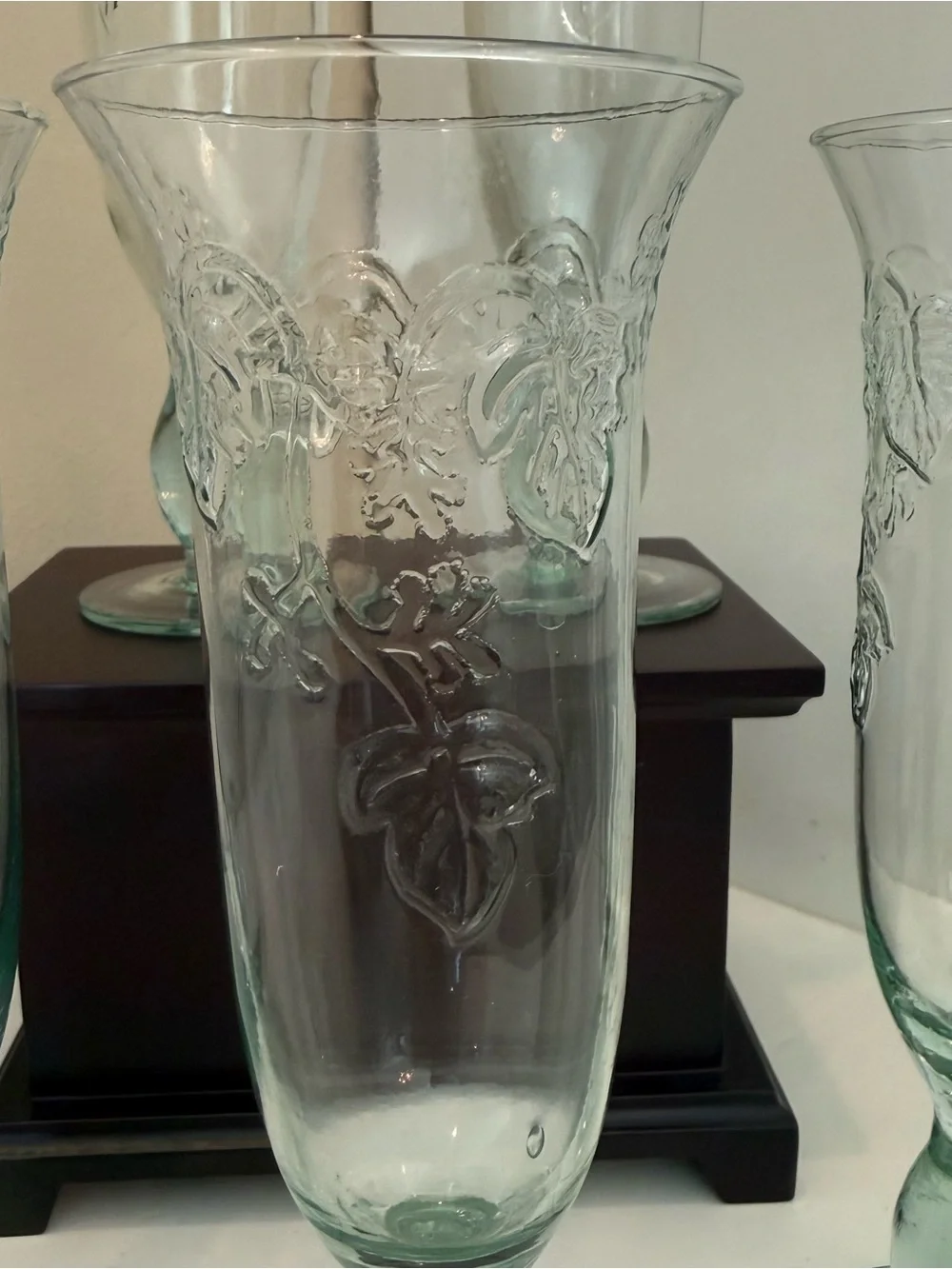 Vintage Light Green Embossed Leaf & Vine Champagne Flute Glass 8.5”